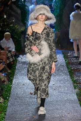 Antonio Marras efterår 2023 Milano Fashion Week Trend Shrugged Jakker 1