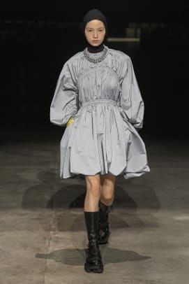 Jil Sander Efterår 2023 Milan Fashion Week Trend Hoods 2