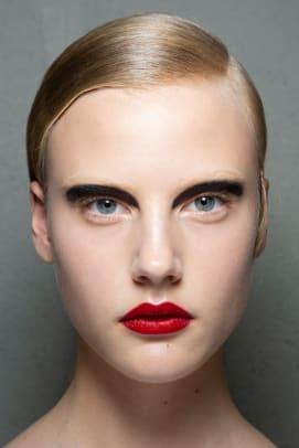 Prada-forår-2020-makeup-04