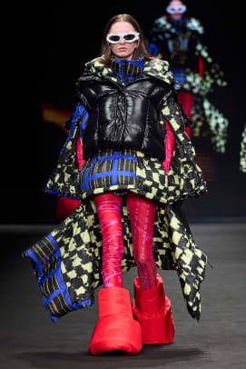 Cukovy Efterår 2023 Milan Fashion Week Trend Shrugged Jakker 3